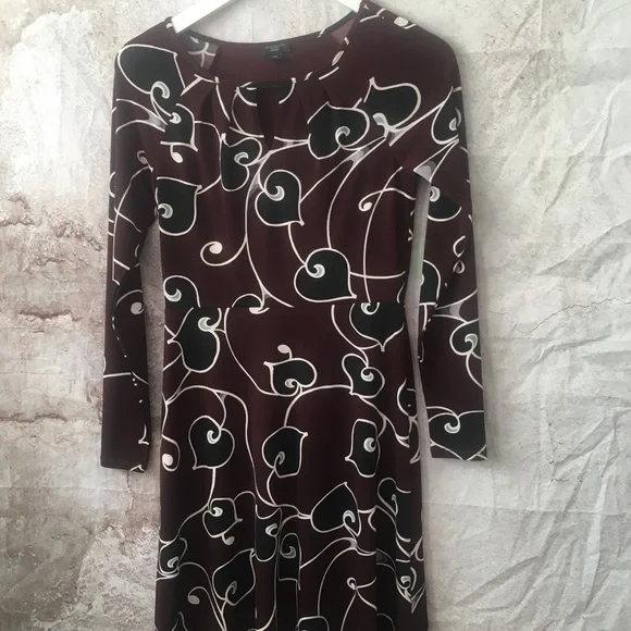 Ann Taylor | Dresses | Ann Taylor Loft Factory Burgundy Xsp Petite Key Hole  Knit Fit Flare Heart Drop | Poshmark